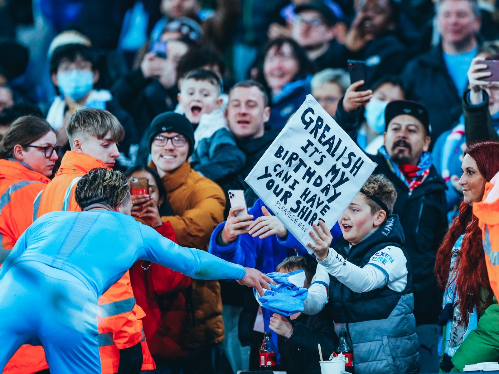 他在此前的 他在此前的